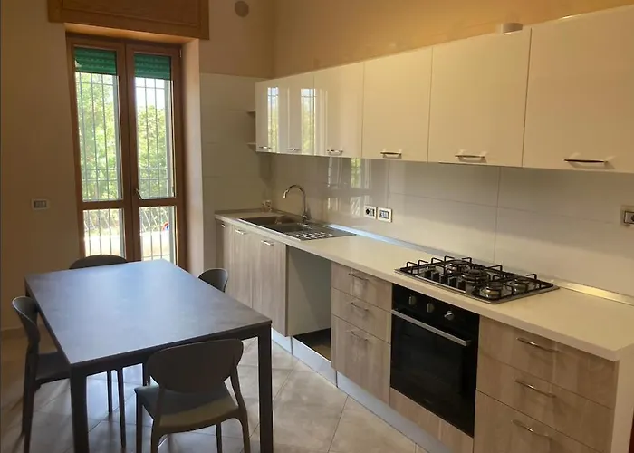 Centro - Scavi E Santuario * Pompei